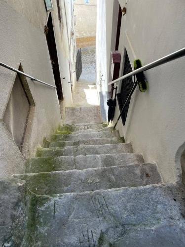 escaleras_a_subir_al_edificio